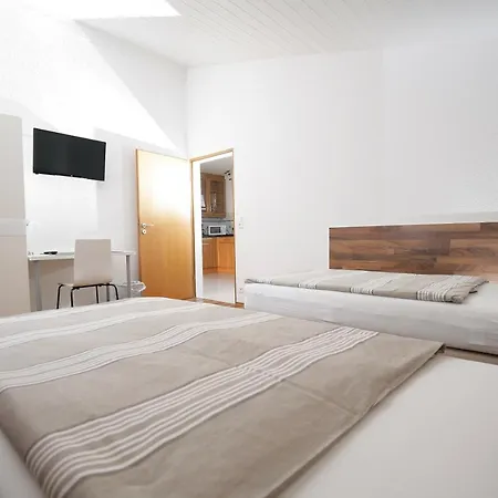 Hohenstaufen Apartamento Göppingen
